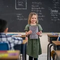 Czy dziecko może rozpocząć naukę w szkole w wieku 8 lat? Co z obowiązkiem szkolnym?