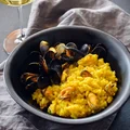 Risotto szafranowe z małżami