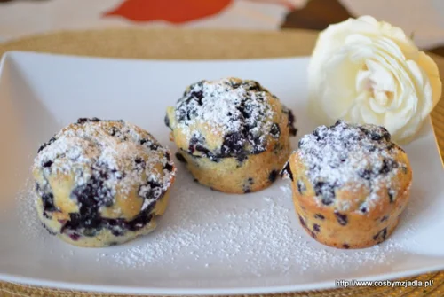 Muffiny z jagodami