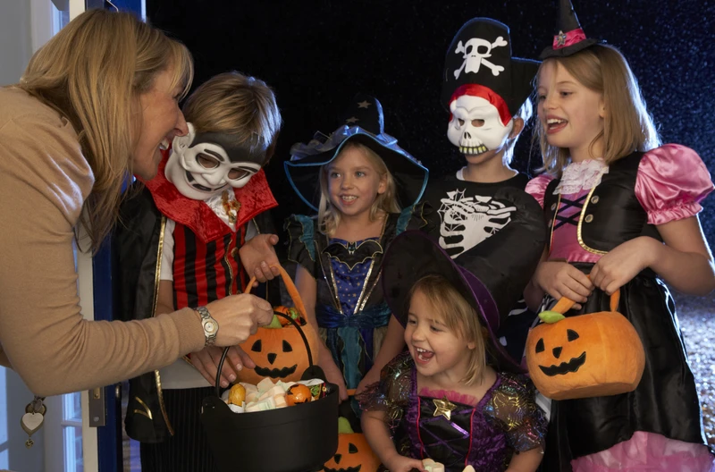 Nie Halloween, a Chrystoteka! Zaskakujący trend "Cukierek i dobry uczynek"