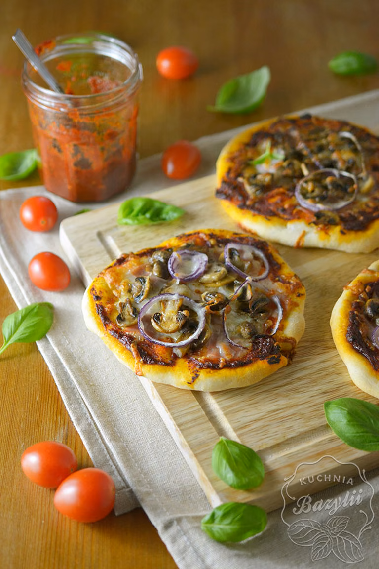 Pizzerinki czyli mini pizze