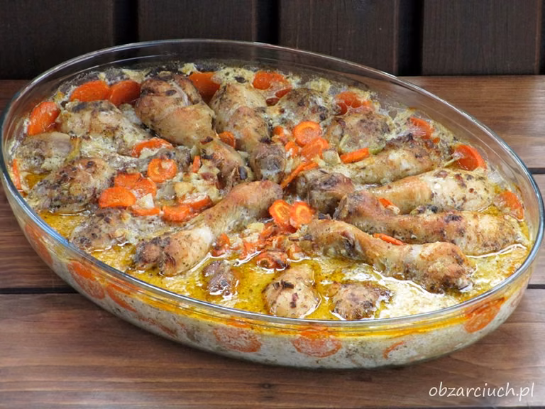 Podudzia pieczone w marchewce