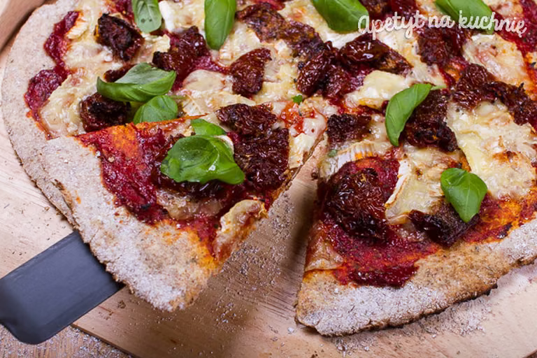 Pizza żytnio-razowa