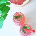Kompot rabarbarowo-grejpfrutowy