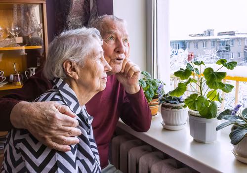 Prawie 7 tys. zł miesięcznie dla seniorów z tych roczników! Od marca 2026 świadczenie z rekordową kwotą