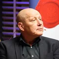 Jasnowidz Krzysztof Jackowski o trzeciej fali koronawirusa. Jego słowa wywołują niepokój!