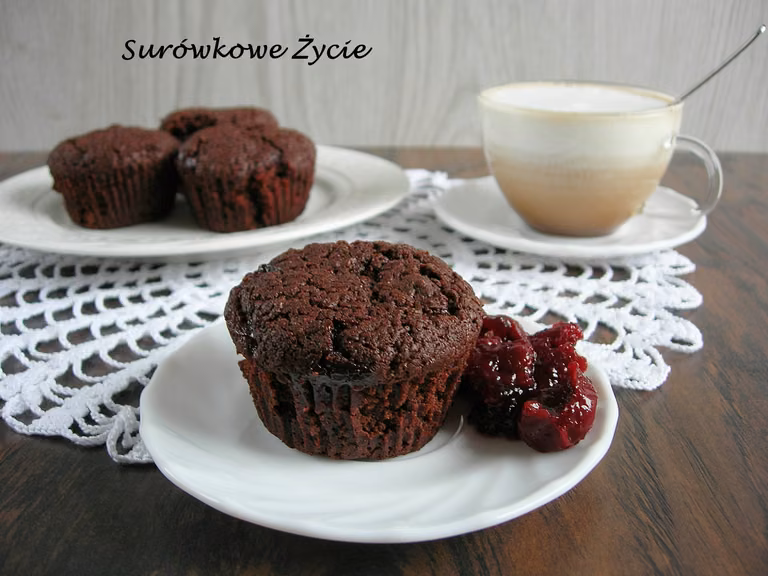 Muffiny czekoladowe z wiśniami prażonymi