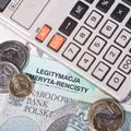 ZUS wypłaci 1200 złotych przez 3 lata! Nowe możliwości dla osób aktywnych zawodowo