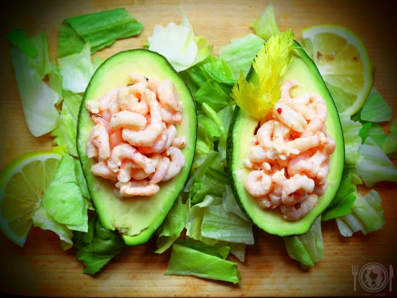 Awokado nadziewane krewetkami (Paleo, Keto)