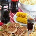 Burgery (z grilla) z indyka z kaszą jaglaną i ziołami