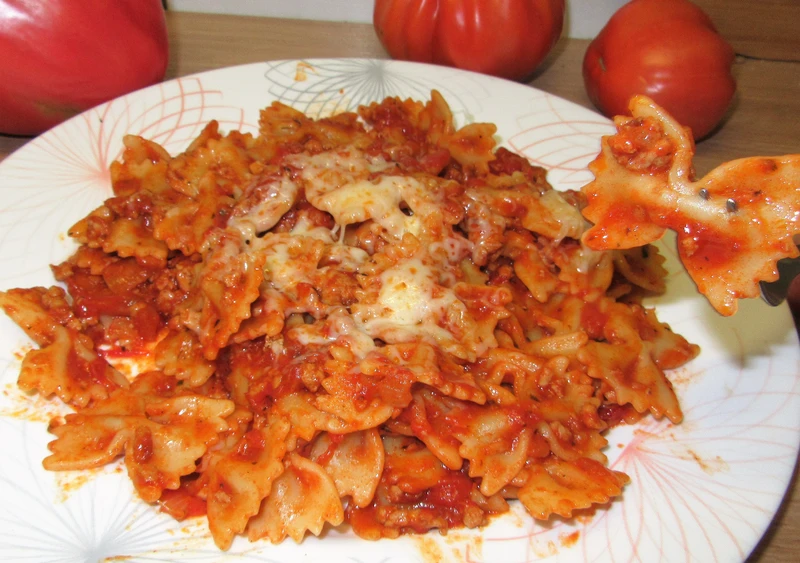 🎀🍅🎀Makaron kokardki w aromatycznym sosie z pomidorów-pyszny obiad +FILM