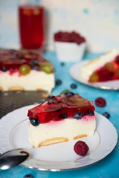 Sernik na zimno z serków homogenizowanych