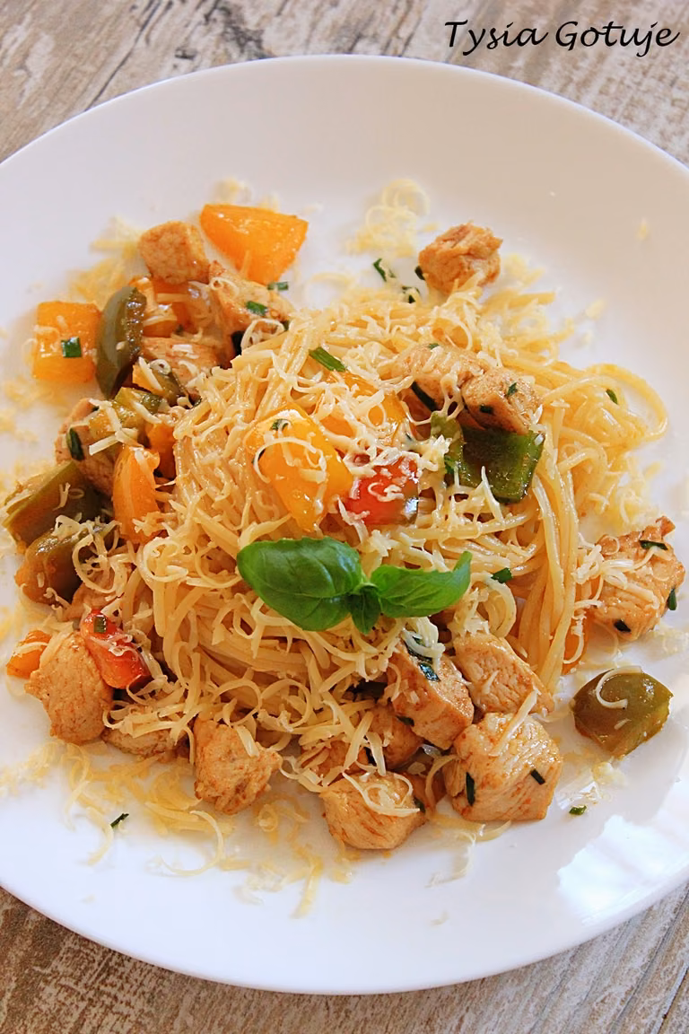 Spaghetti z kurczakiem