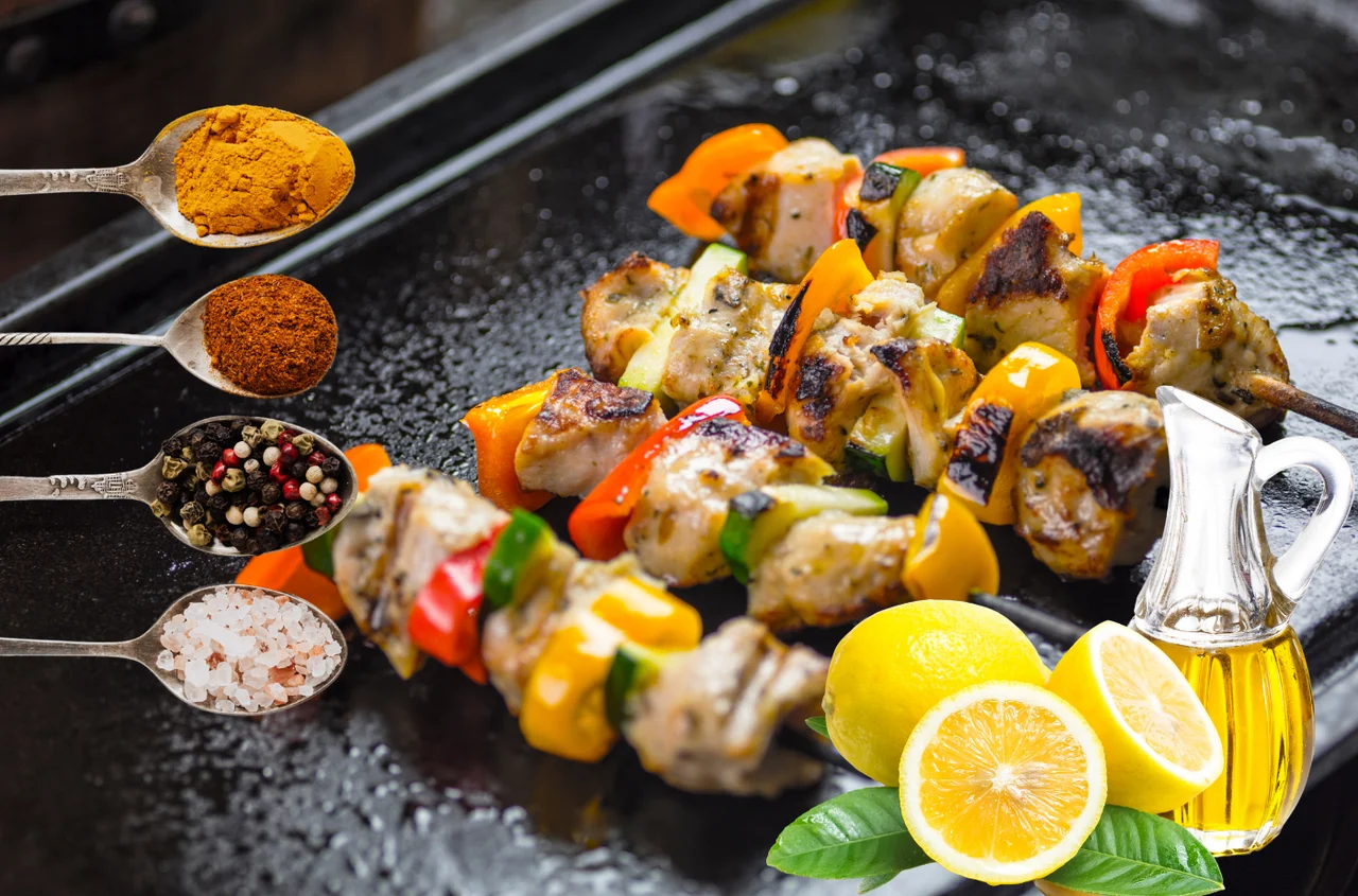Sekret idealnych szaszłyków? Marynata osobno dla warzyw, osobno dla mięsa!