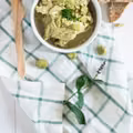 PASTA KANAPKOWA Z BOBU I MIĘTY