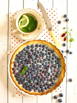 Tarta z borówkami i galaretką jogurtową
