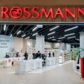 Popularna marka znika z Rossmanna i DM! Setki osób niedługo straci pracę