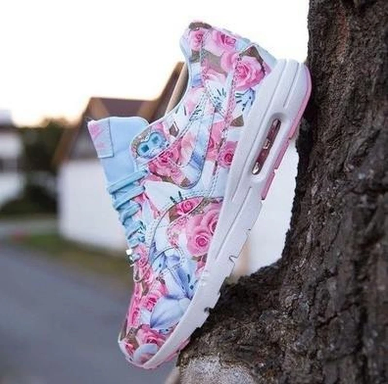 Buty floral