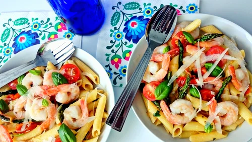 lekkie penne z krewetkami