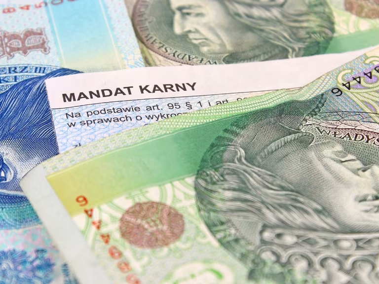 Jak odwołać się od niesłusznie wystawionego mandatu?