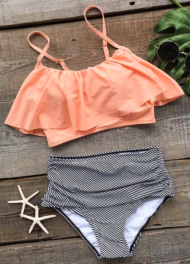 Brzoskwiniowe bikini