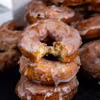 Old-fashioned doughnuts - amerykańskie pączki na maślance