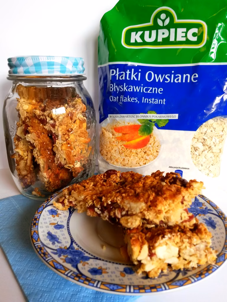 Domowa granola z płatkami owsianymi