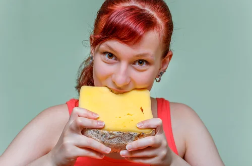 Uzależniła się od sera! Historia młodej amerykanki, która skończyła się odwykiem