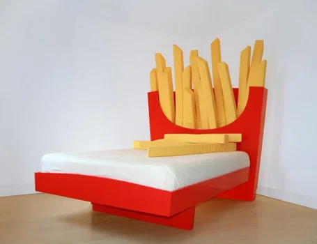 Super łóżko dla fanów McDonalds