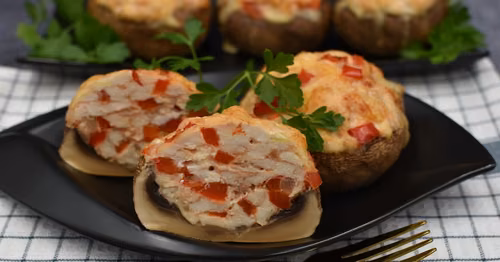 Pieczarki faszerowane kurczakiem