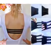 Biustonosz idealny do takich koszulek