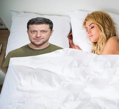 "Prześpij się" z prezydentem Ukrainy. Kontrowersyjny gadżet w Internecie.