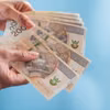 1700 zł co miesiąc z ZUS dla każdego. Nadchodzi nowe świadczenie od rządu?