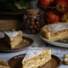 Tarta orzechowo-jabłkowa