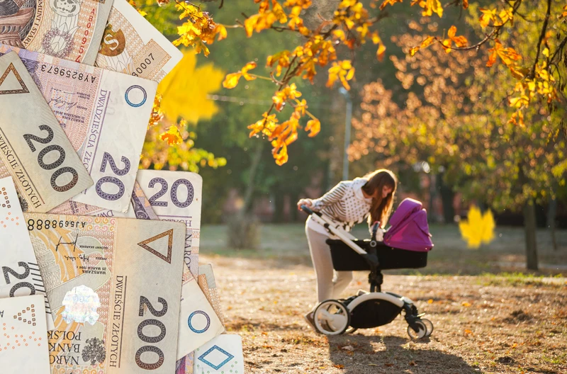 ZUS żąda zwrotu zasiłków od tysięcy kobiet. Niektóre muszą oddać nawet 20 tys. zł!