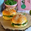 wege burger z cukinii, marchewki i sera halloumi