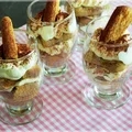 Tiramisu w pucharkach - błyskawiczny deser bez pieczenia