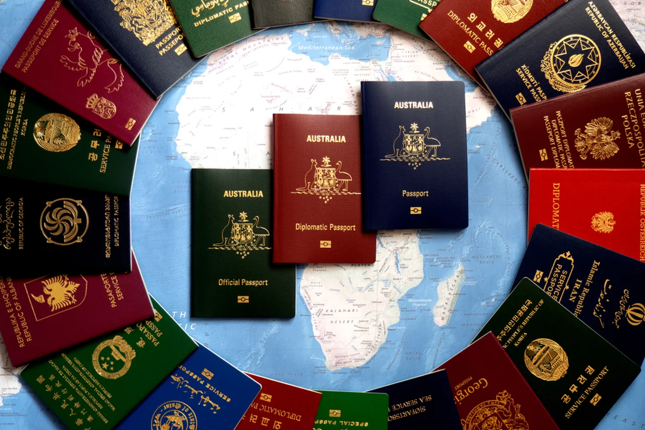 Paszporty na całym świecie mają tylko 4 kolory. Powód jest prosty, ale też zaskakujący