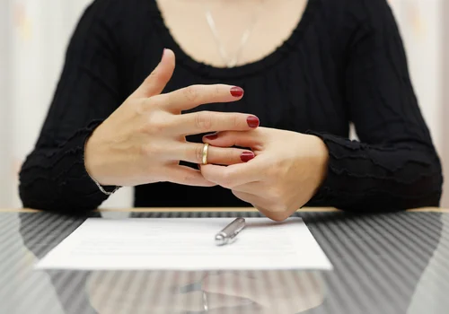 Nowe zasady dla osób po rozwodzie! Kluczowy termin będzie wydłużony - rok na decyzję