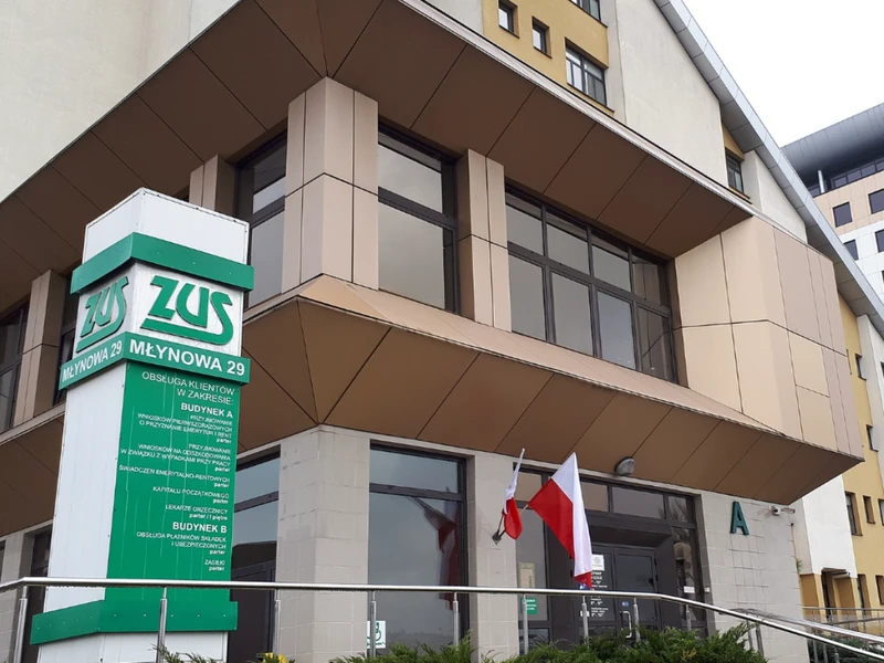 ZUS zapowiada strajk! "Wypłata świadczeń może być zagrożona"