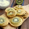 Bezglutenowe placuszki z mąki jaglanej i kiwi