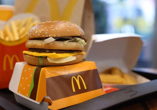 Burger Drwala 2024 - kultowa kanapka powraca! Pojawi się nowość w menu!