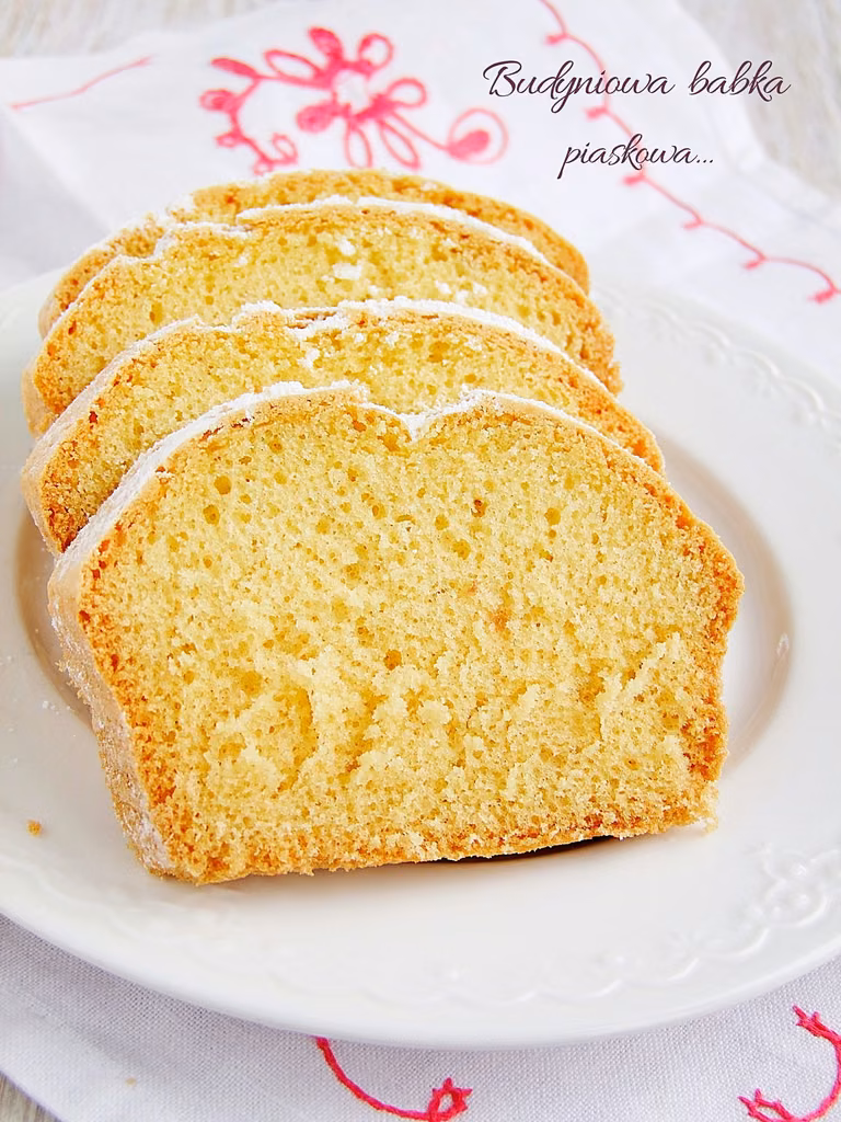 budyniowa babka piaskowa