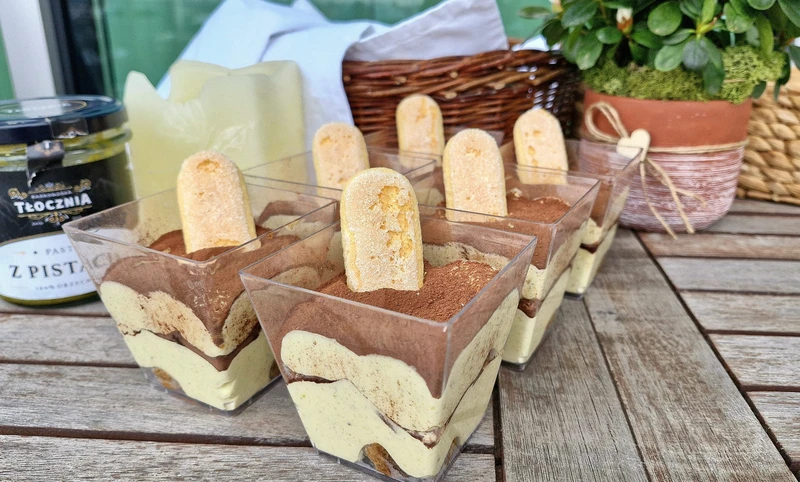 Tiramisu pistacjowe