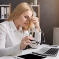 Ci pracownicy mają prawo do dodatkowych przerw! Pracodawcę, który odmówi, czeka wysoka grzywna