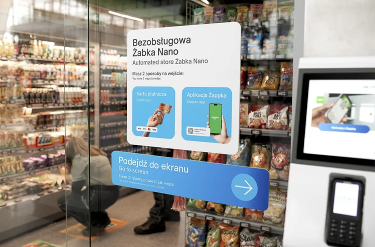 Zdjęcie Pierwsza Żabka Nano na polskim lotnisku! Pasażerowie wylatujący z tego miasta będą zadowoleni - szybkie zakupy bez kolejek i kas #1