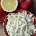Surówka z selera i jabłka - jedna z NAJLEPSZYCH surówek do obiadu! Wypróbujcie koniecznie! <3