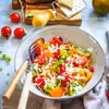 Sałatka z pomidorów z parmezanem