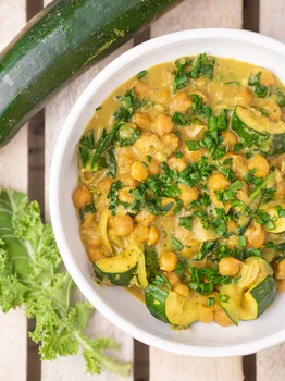 Curry z cukinią
