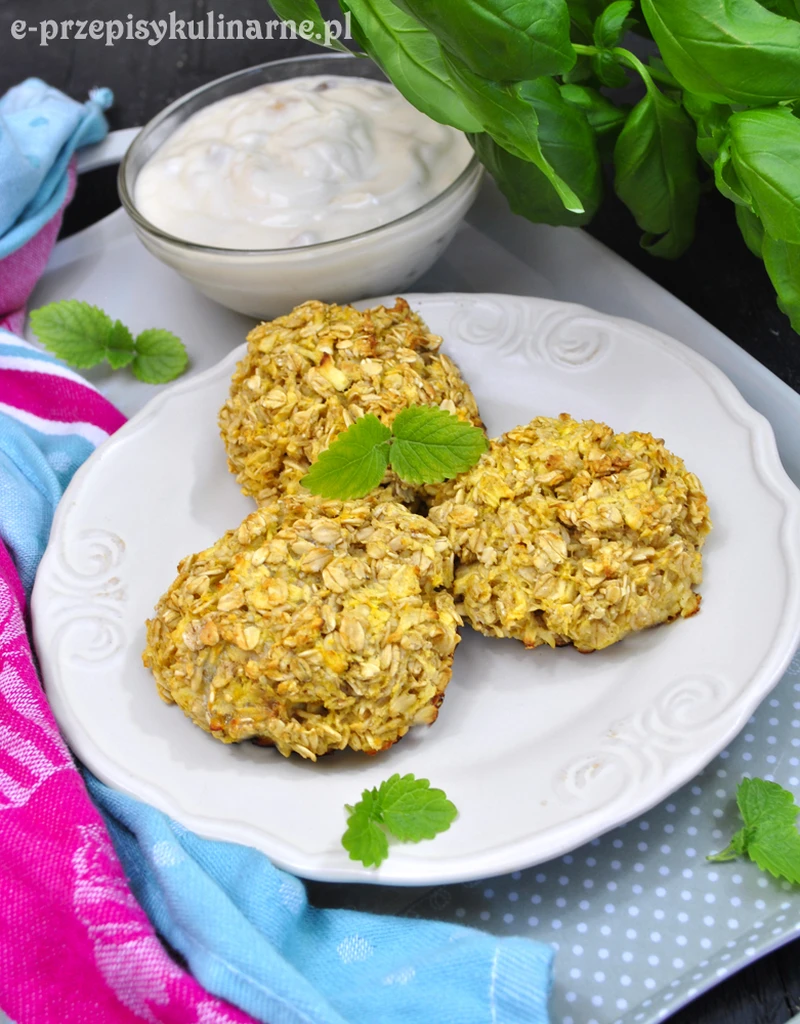 DIETETYCZNE PLACUSZKI JABŁKOWE Z PŁATKAMI OWSIANYMI (165 KCAL)